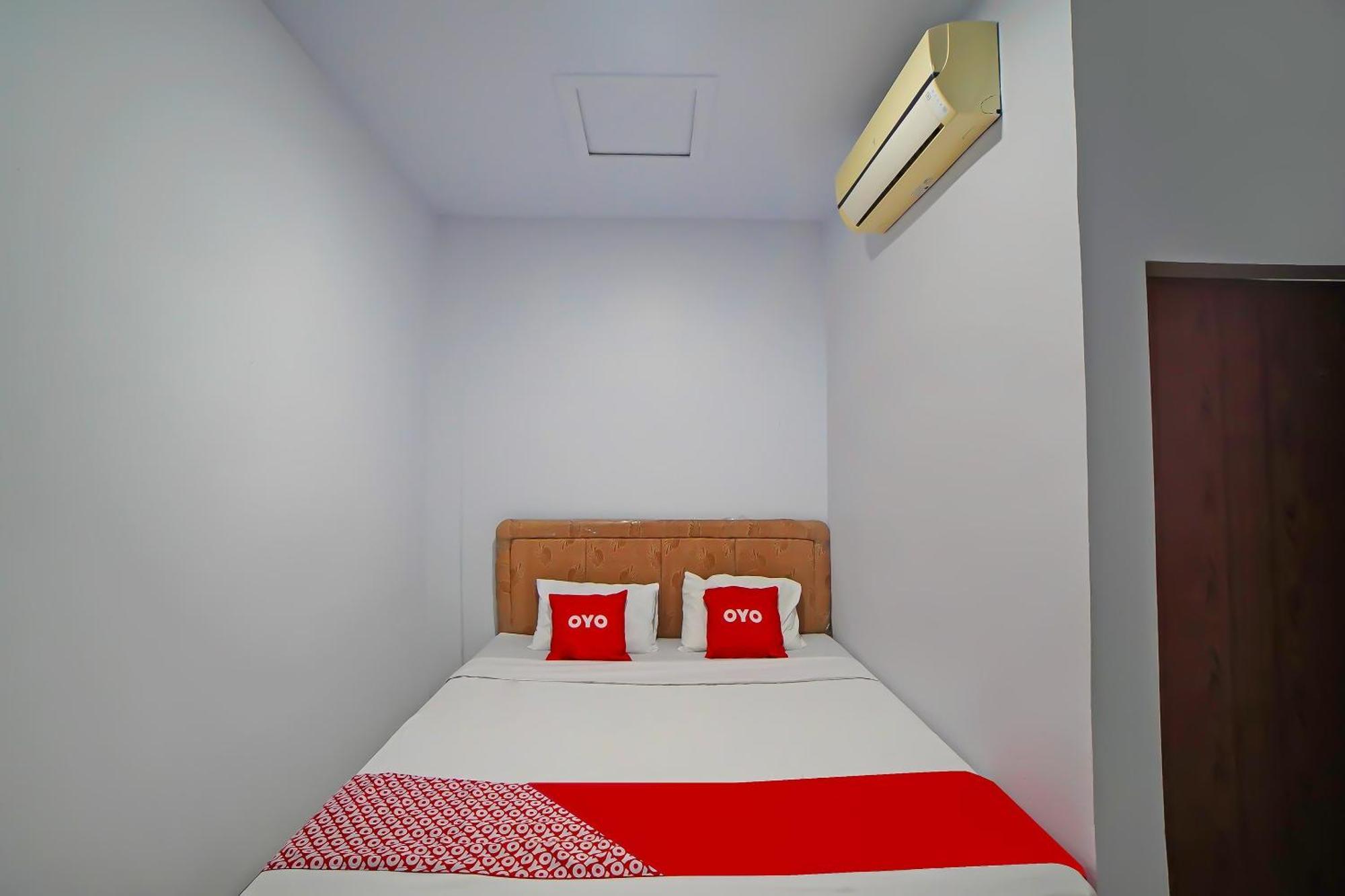 מדאן Oyo 92342 Hotel Batik Traveller מראה חיצוני תמונה
