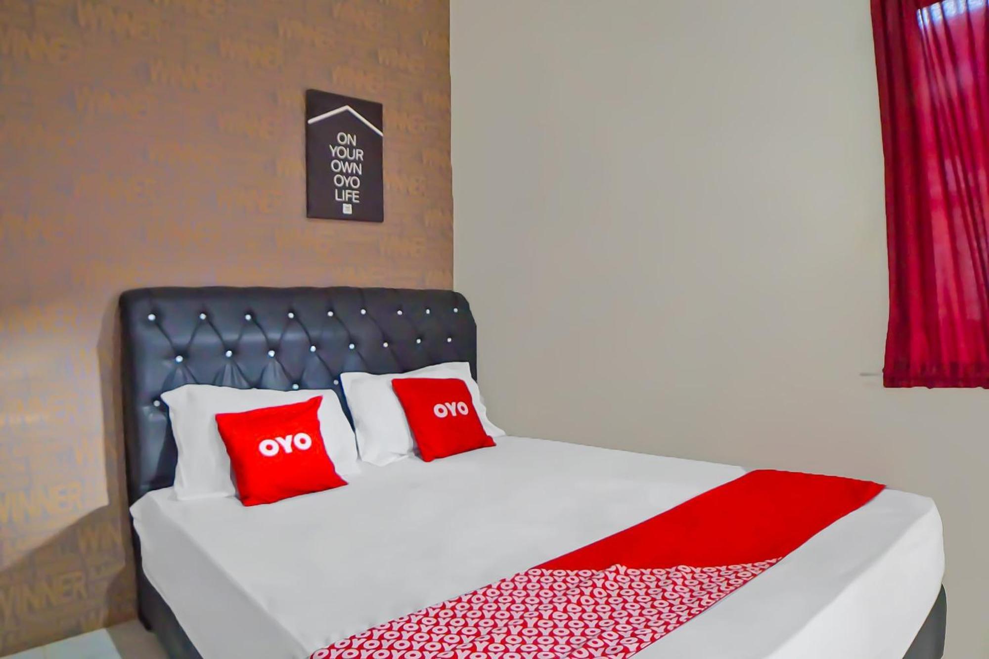 מדאן Oyo 92342 Hotel Batik Traveller מראה חיצוני תמונה